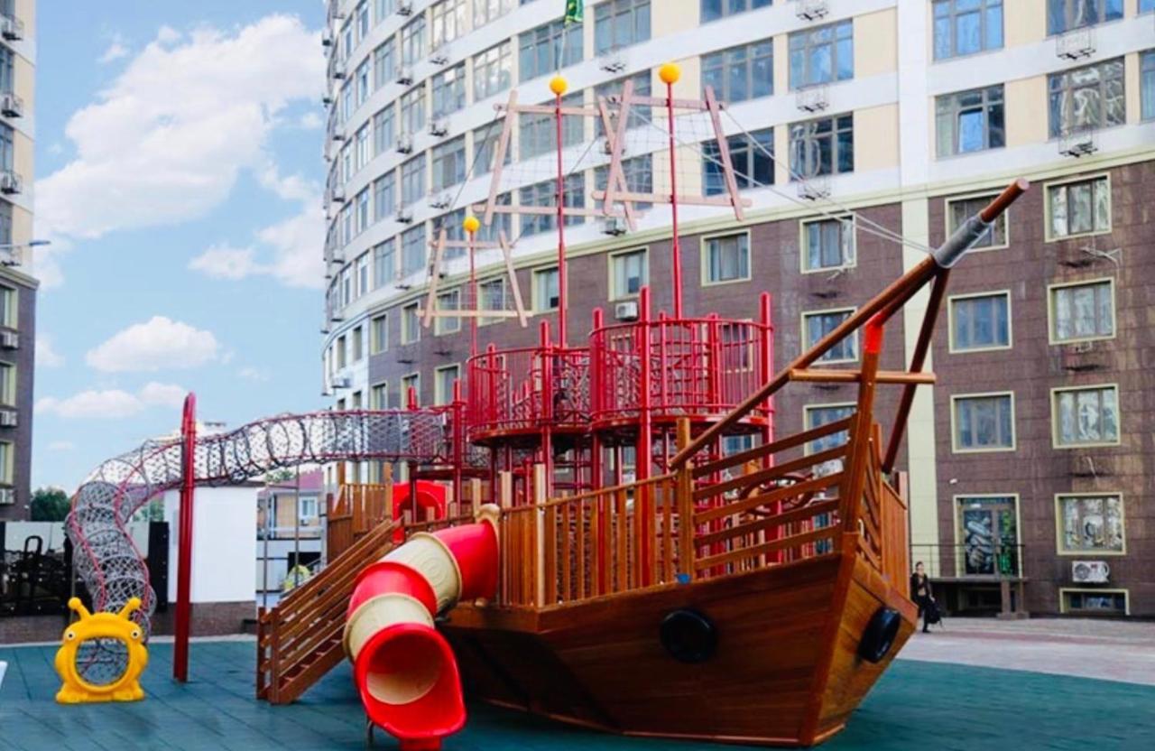 Arcadia Sunrise Sea View Apartment Odesa Exterior photo
